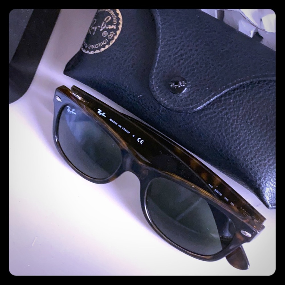 Ray-Ban New Wayfarer Sunglasses